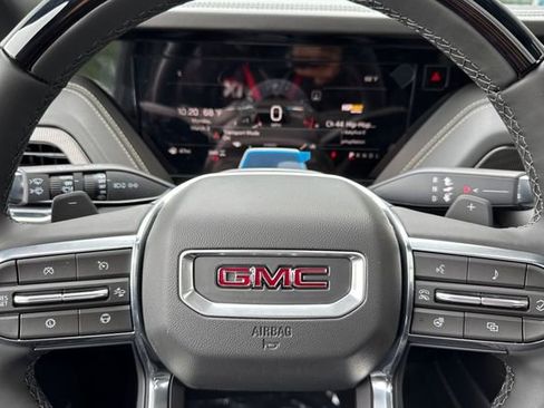 New 2026 GMC Yukon Elevation image 30