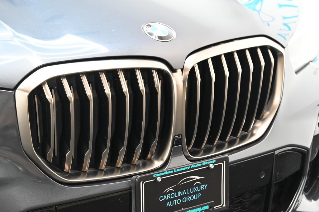 Used 2020 BMW X5 M50i w/ Premium Package AWD/4WD image 10