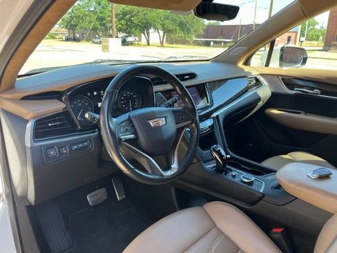 Used 2023 Cadillac XT6 Sport w/ Platinum Package AWD/4WD image 14