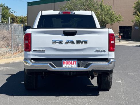 New 2026 RAM 1500 Big Horn AWD/4WD image 4