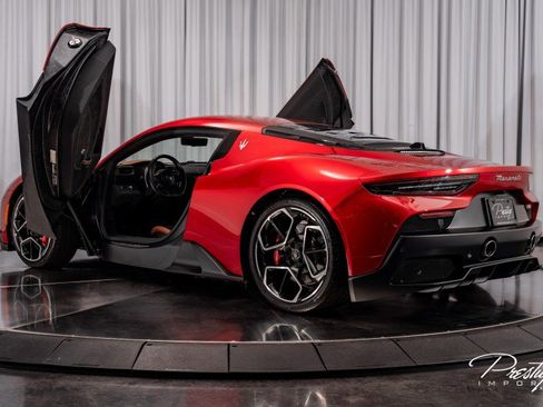 Used 2022 Maserati MC20 Coupe image 15