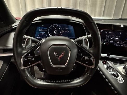 Used 2021 Chevrolet Corvette Stingray Convertible w/ Z51 Performance Package RWD image 15