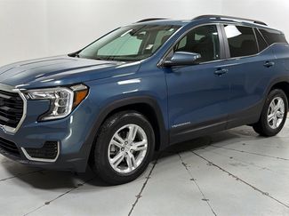 Used 2024 GMC Terrain SLE w/ Driver Convenience Package video 1