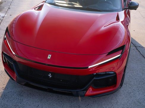 Used 2025 Ferrari Purosangue AWD/4WD image 9
