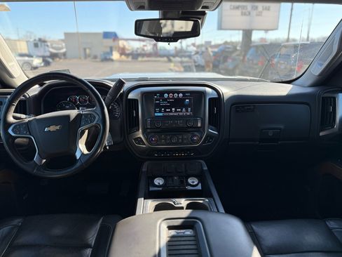Used 2017 Chevrolet Silverado 3500 LTZ w/ Duramax Plus Package image 19