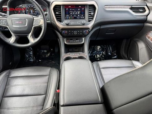 Used 2023 GMC Acadia Denali w/ Denali Technology Package AWD/4WD image 13