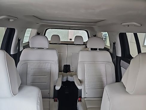 Certified 2025 Hyundai Santa Fe Calligraphy image 27