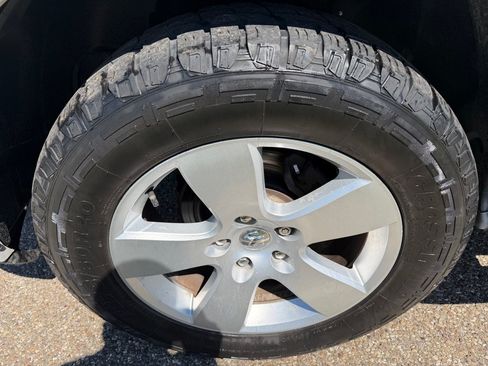 Used 2012 RAM 1500 Express w/ ST Popular Equipment Group AWD/4WD image 16