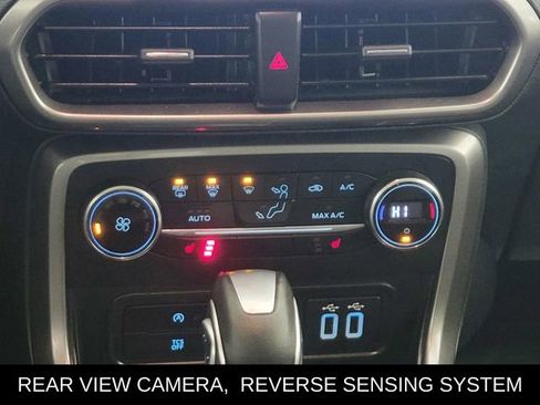 Certified 2019 Ford EcoSport SE image 24