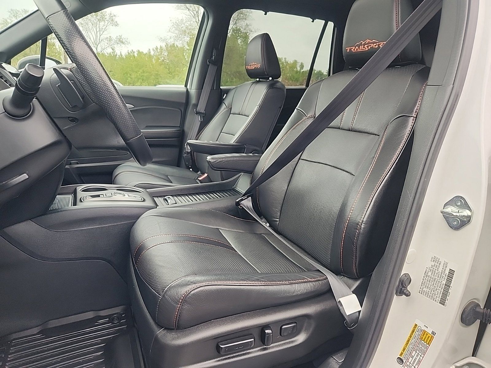 Used 2023 Honda Passport TrailSport image 17