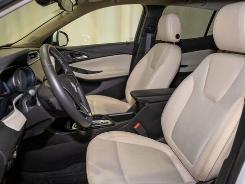 Used 2022 Buick Encore GX Select image 11