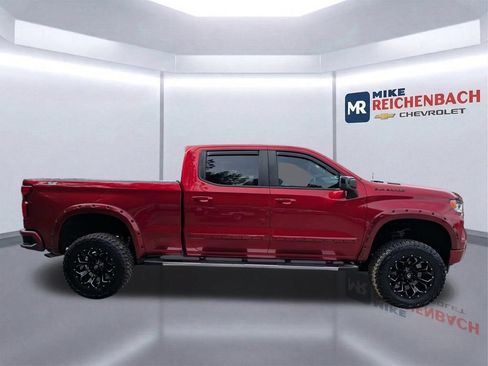Used 2023 Chevrolet Silverado 1500 RST w/ Convenience Package II AWD/4WD image 3