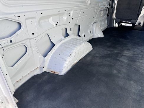 Used 2002 Ford E-250 and Econoline 250 image 38