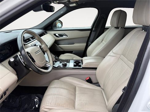 Used 2018 Land Rover Range Rover Velar R-Dynamic HSE image 11