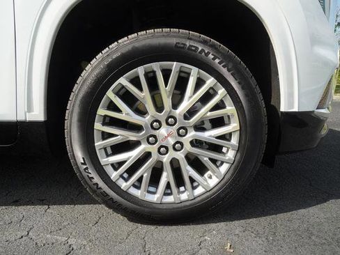 Used 2025 GMC Acadia Denali w/ LPO, Floor Liner Package image 40