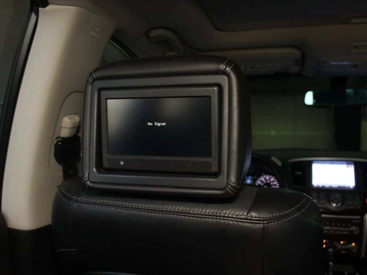 Used 2014 Nissan Pathfinder Platinum w/ Platinum Premium Package AWD/4WD image 19