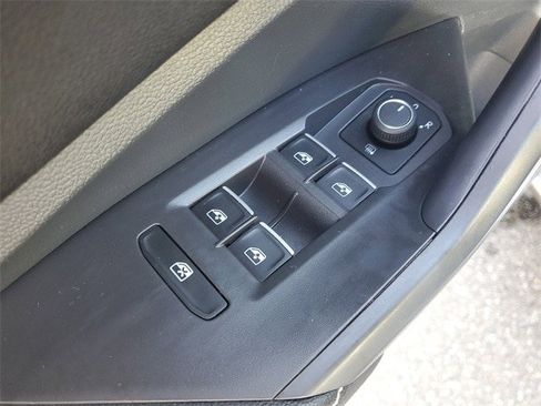 Certified 2023 Volkswagen Jetta S image 13