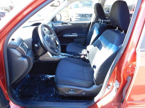 Used 2011 Subaru Forester 2.5X Premium image 7