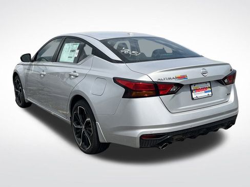 New 2025 Nissan Altima 2.5 SR w/ SR Premium Package image 3