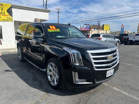 Used 2016 Cadillac Escalade ESV Luxury image 10