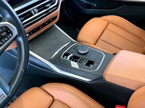 Used 2023 BMW 330i Sedan w/ M Sport Package image 16