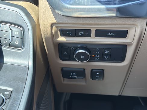 Used 2021 Ford F150 Lariat AWD/4WD image 31