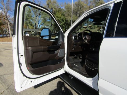 Certified 2022 Ford F150 King Ranch w/ Equipment Group 601A High image 13