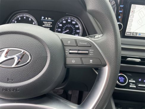 Used 2023 Hyundai Sonata SEL image 17