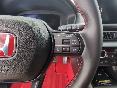 Used 2025 Honda Civic Type R image 16