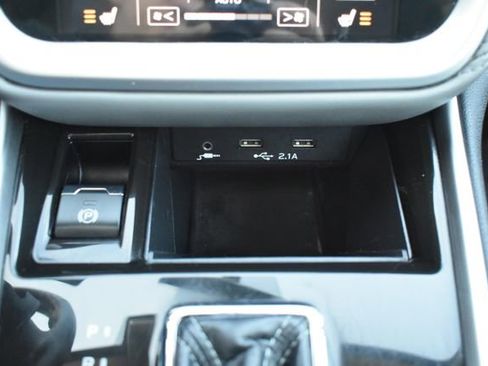 Used 2022 Subaru Outback Limited image 31