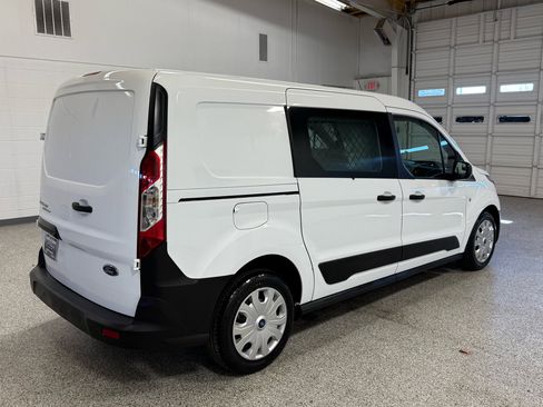 Used 2022 Ford Transit Connect XL image 4