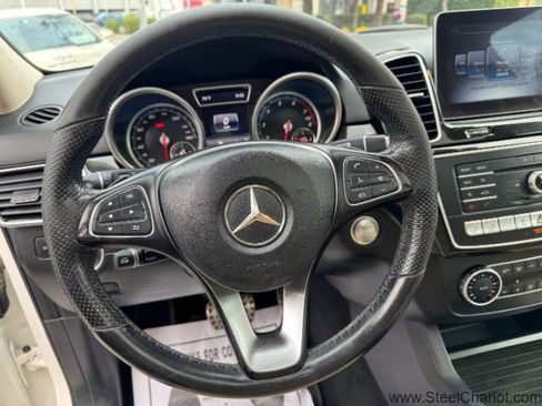 Used 2019 Mercedes-Benz GLE 400 4MATIC image 15