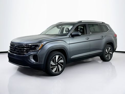 Used 2024 Volkswagen Atlas SEL image 1