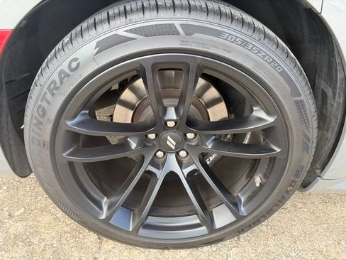 Used 2023 Dodge Charger Scat Pack RWD image 7