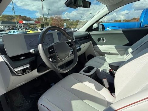 Used 2023 Hyundai Ioniq 5 SEL image 16