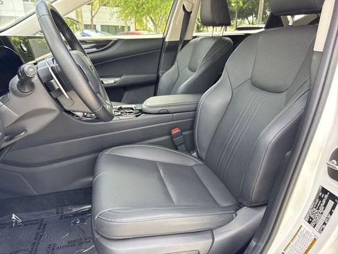 Used 2025 Lexus NX 250 FWD w/ Accessory Package (Z1) image 11