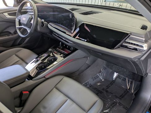 Used 2025 Audi A5 2.0T Premium w/ Convenience Package AWD/4WD image 20