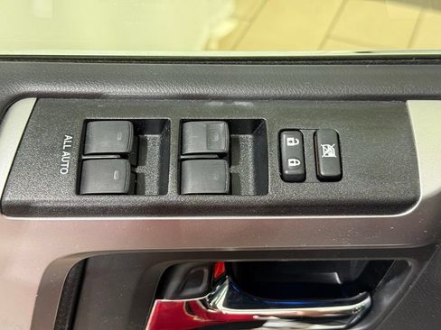 Used 2020 Toyota 4Runner Limited AWD/4WD image 16