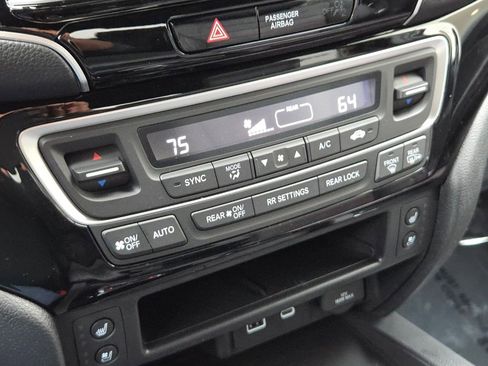 New 2026 Honda Ridgeline Black Edition image 17