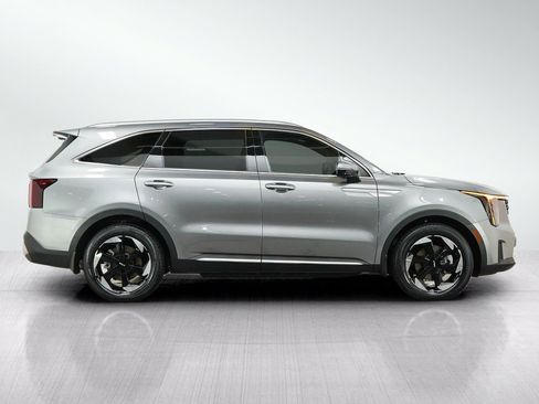 Used 2025 Kia Sorento SX Prestige AWD/4WD image 7