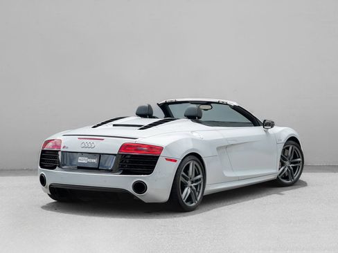 Used 2015 Audi R8 V10 AWD/4WD image 2