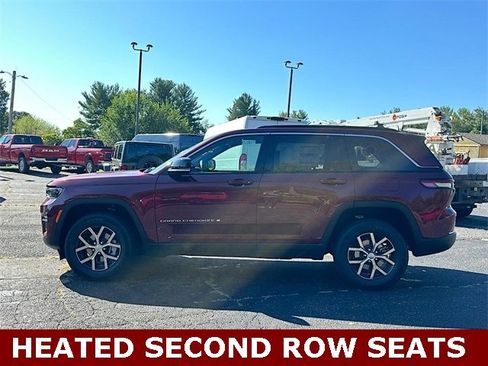 New 2025 Jeep Grand Cherokee Limited image 5