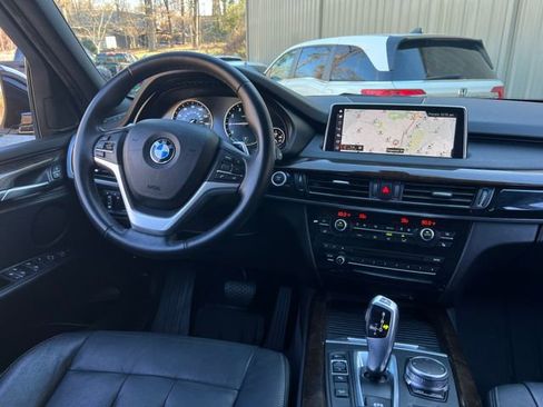 Used 2018 BMW X5 xDrive40e image 16