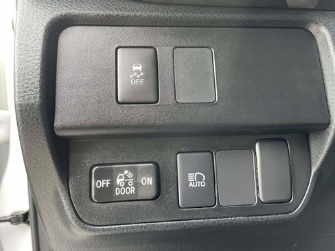 Used 2023 Toyota Tacoma SR5 w/ Technology Package image 20