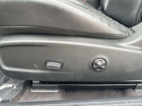 Used 2018 Dodge Challenger GT w/ Driver Convenience Group image 14