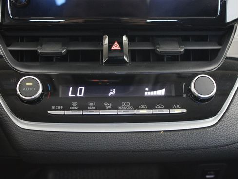 Used 2024 Toyota Corolla LE FWD image 18