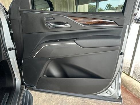 Certified 2023 Cadillac Escalade Premium Luxury w/ Performance Package RWD image 38