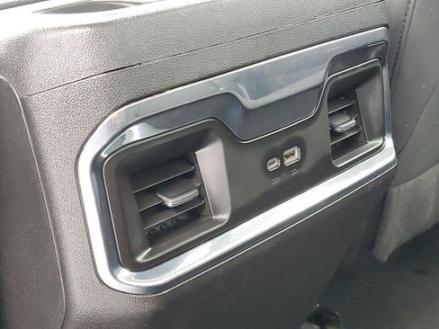 Used 2023 GMC Sierra 1500 Elevation image 28