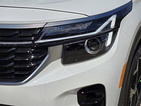 New 2026 Kia Seltos EX w/ EX Sunroof Package image 7