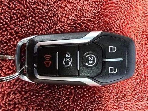 Used 2016 Ford Mustang GT Premium w/ Equipment Group 401A RWD image 31